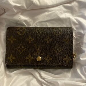 Louis Vuitton Monogram Les Tresor Wallet